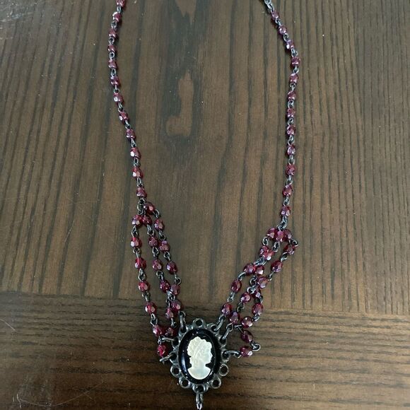 CAMEO Ruby Beaded Necklace - Picture 2 of 6